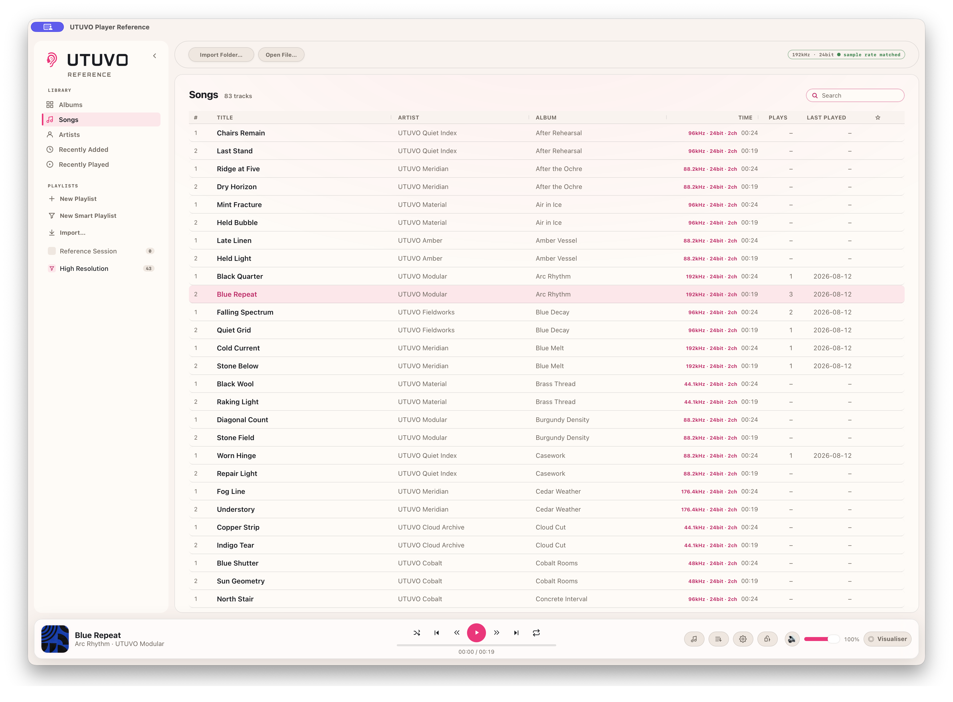 UTUVO Player Reference 選取一首虛構的 192 kHz、24-bit 立體聲曲目,頂端狀態顯示 sample rate matched。